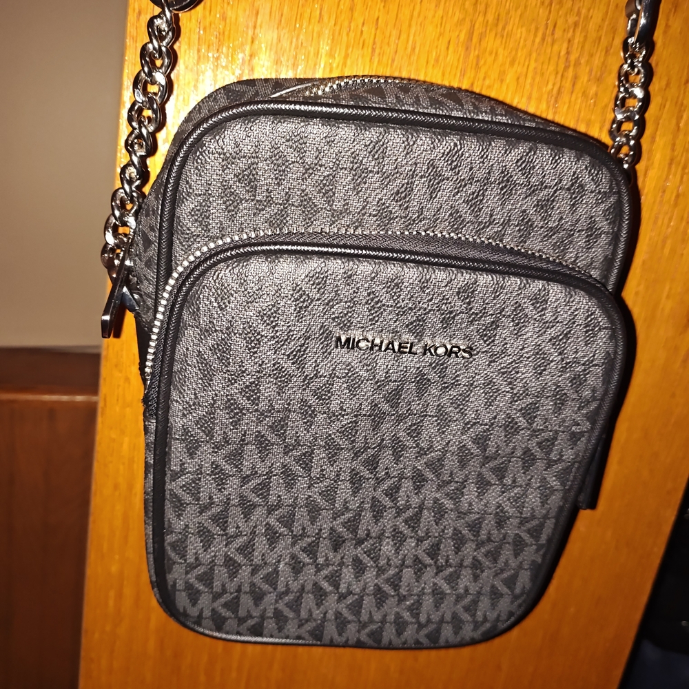 Michael Kors Gray MK Signature Crossbody - Picture 2 of 6